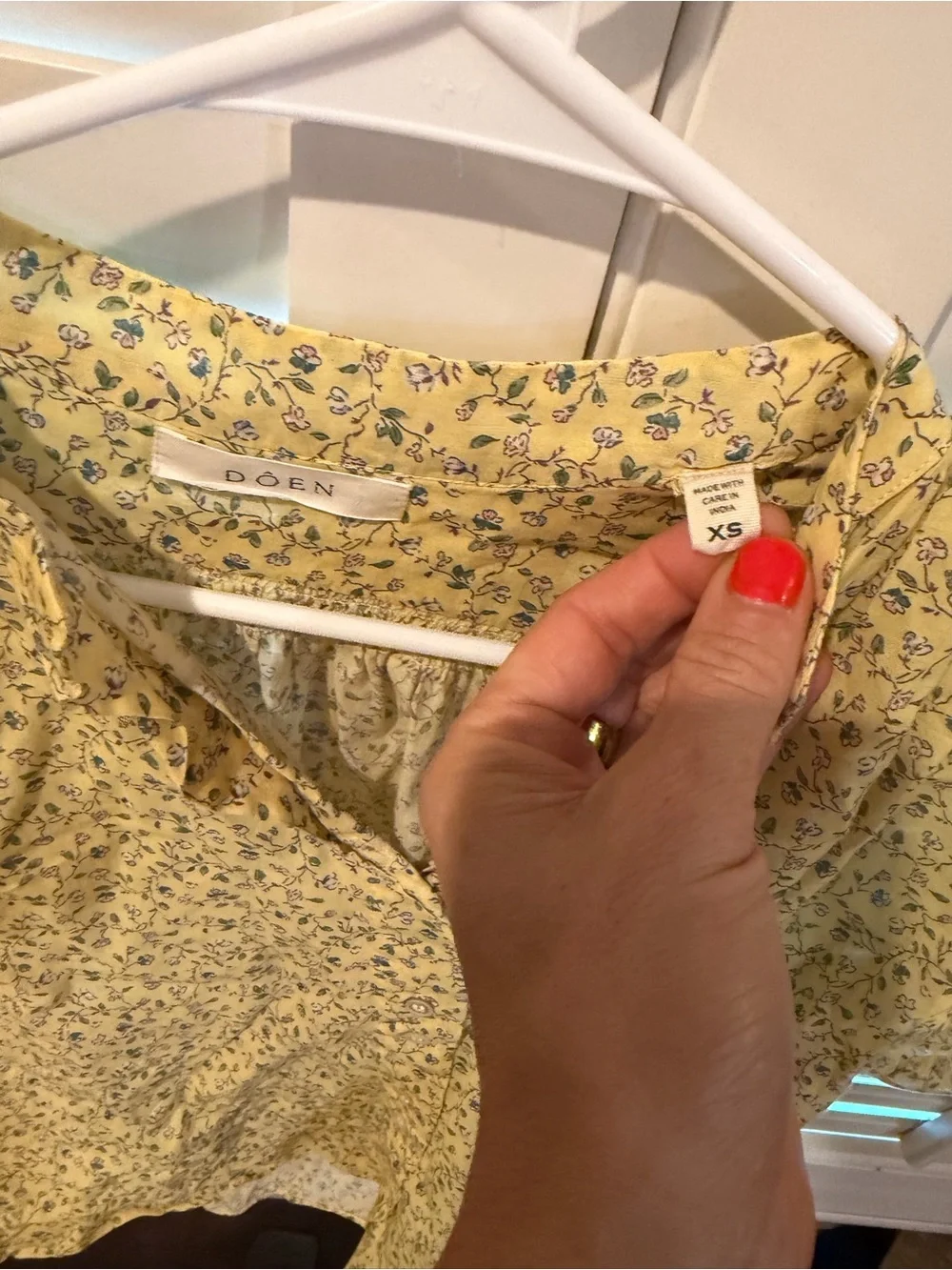 DOEN O'Keeffe Top Moonflower Floral Lightweight Yellow Blouse XS (never worn)